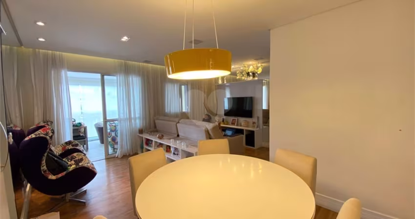 Apartamento com 2 suítes, 2 vagas e  varanda gourmet com vista livre em Parada Inglesa - São Paulo