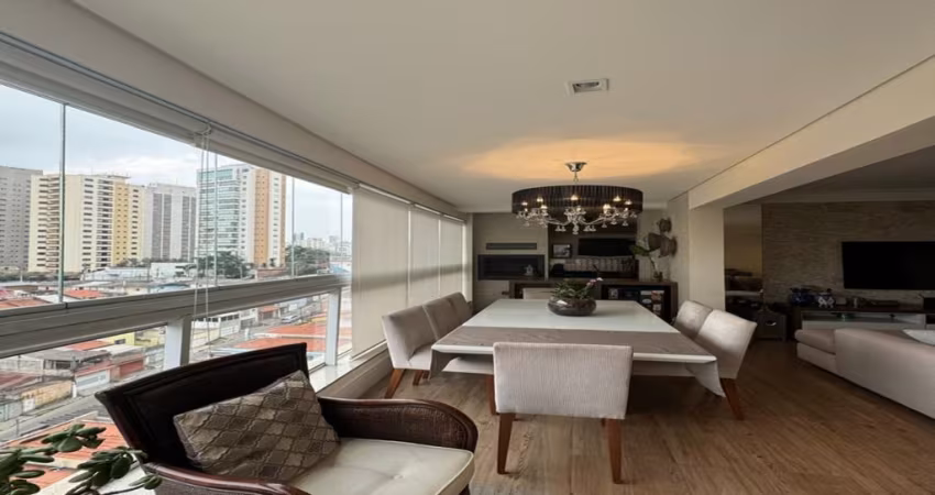Apartamento  impecavel com varanda gourmet