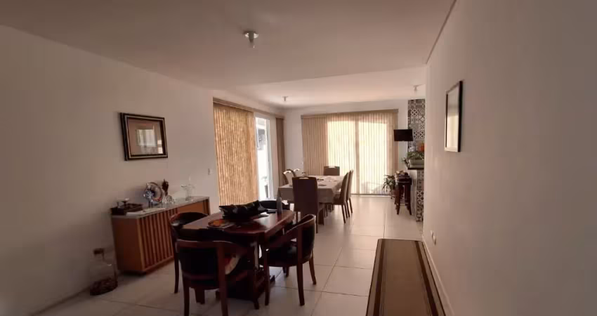 Casa com 3 quartos à venda na Rua Luís César Pannain, 134, Alto da Lapa, São Paulo