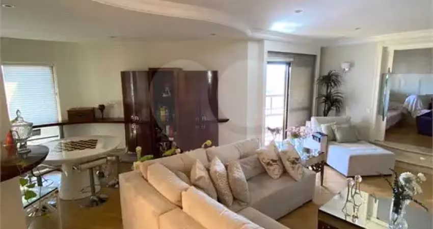 Lindo apartamento de alto padrão na água fria , com 290 metros , vista  livre para serra da cantareira