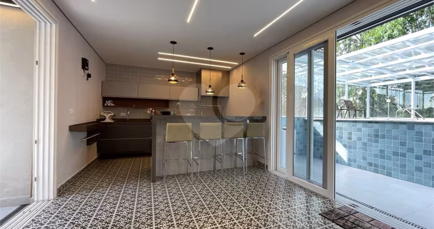 CASA DE ALTO PADRÃO À VENDA – CONDOMÍNIO RESERVA DA CANTAREIRA