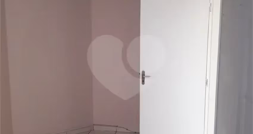 Sala comercial com 3 salas para alugar na Rua Voluntários da Pátria, Santana, São Paulo