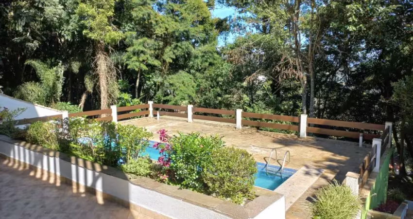 Casa na serra da cantareira em condomínio á venda com 500 m² 6 quartos aceita permuta por imóvel de menor valor e  carro !..