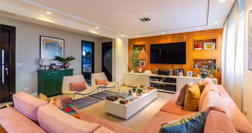Apartamento à venda na Vila Romana com 185m2, 3 suítes e 4 vagas