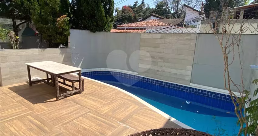 Casa com 4 quartos à venda na Rua Tenente Moura, Horto Florestal, São Paulo