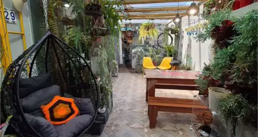 Casa com 3 quartos à venda na Rua Serinhaém, 12, Vila Nivi, São Paulo