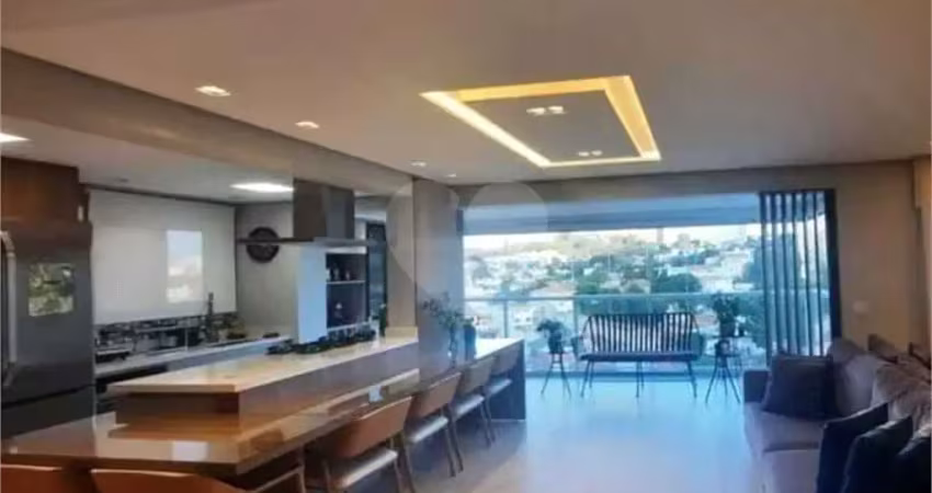 Apartamento com 3 quartos à venda na Rua Mota Pais, 228, Vila Ipojuca, São Paulo