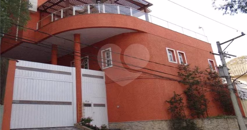 Sobrado a venda no Tremembé