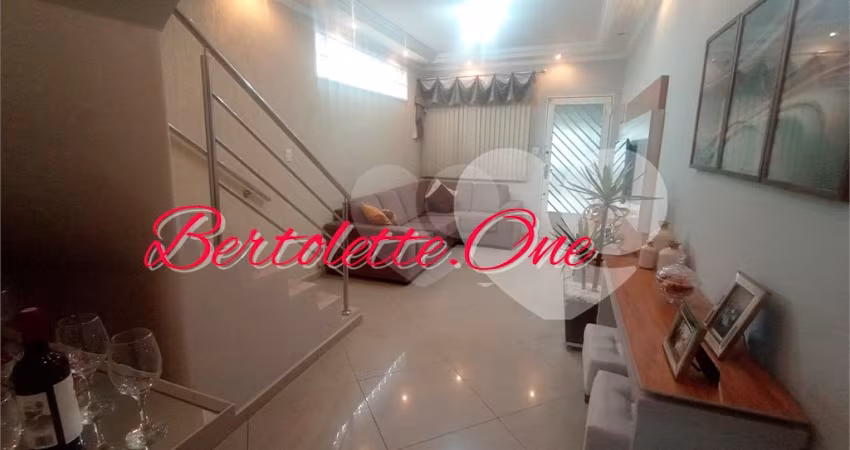 Sobrado para venda 160m2 3 quartos (suíte) varanda gourmet 2 vagas Vila Gustavo