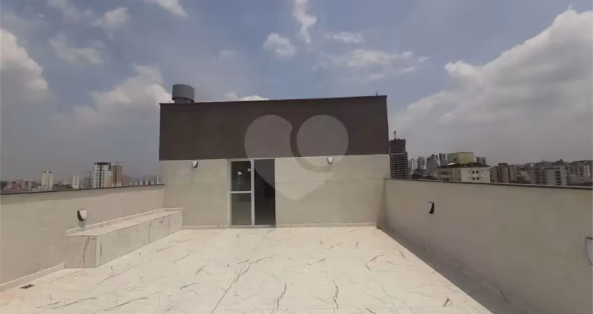 Apartamento com 2 quartos, sendo 1 suíte, sala, cozinha, banheiro, área de serviço e 1 vaga de garagem.