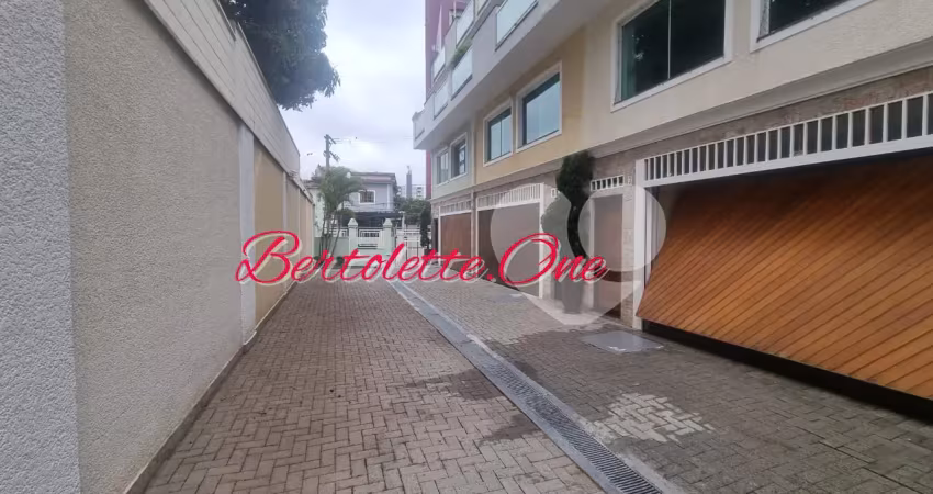 Sobrado locação condomínio fechado água fria 3 dormitórios 1 suíte  4 vagas churrasqueira