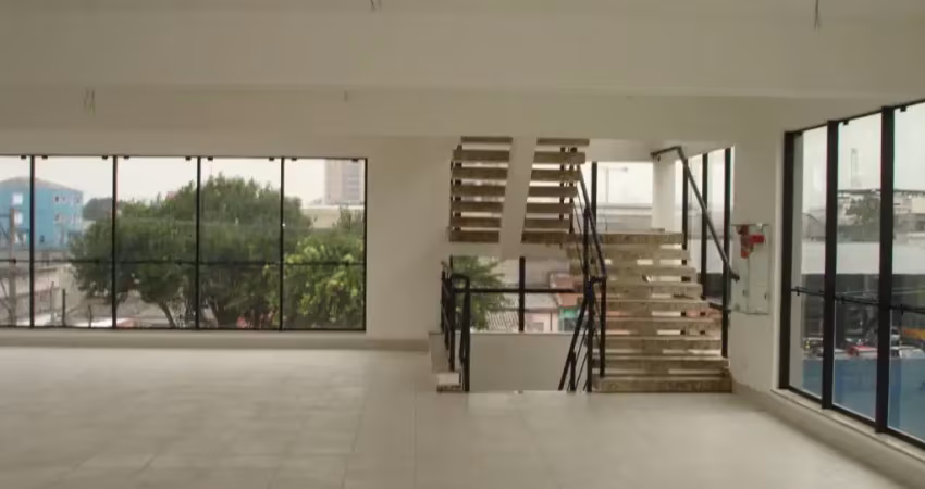 Prédio comercial c/1.200m² - 3 pavimentos,  4 vagas e 6 banheiros