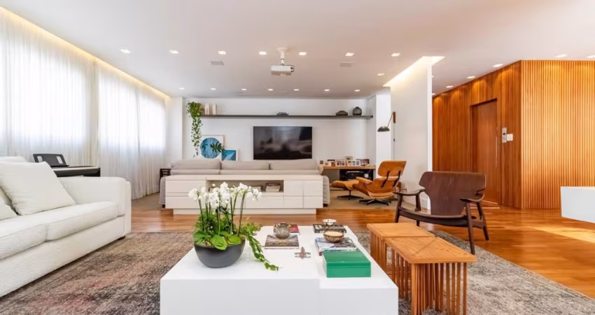 Apartamento de Alto Padrão à Venda nos Jardins com 222 m², 3 quartos sendo 1 suíte e 4 banheiros!