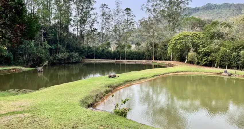 Oportunidade! vende-se lindo sítio na serra da cantareira com 112.000 m².