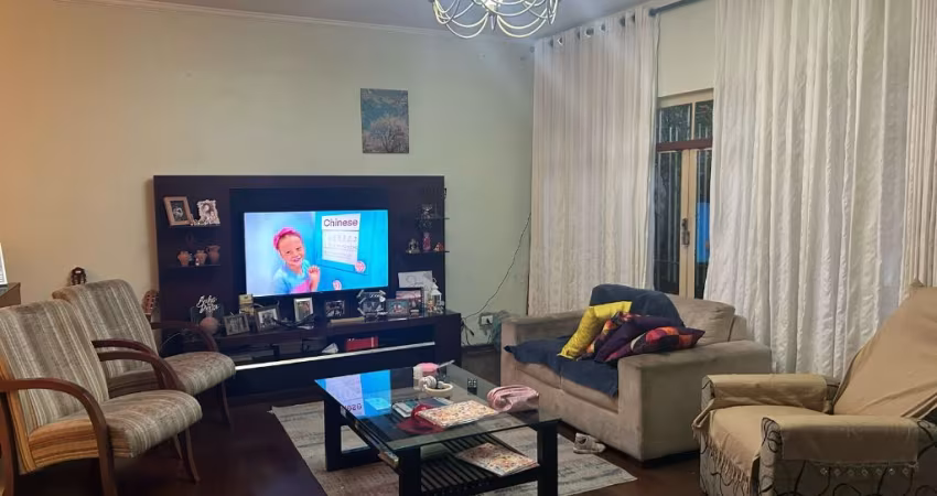 Sobrado 3 dormitórios sendo 1 suíte -Bortolandia