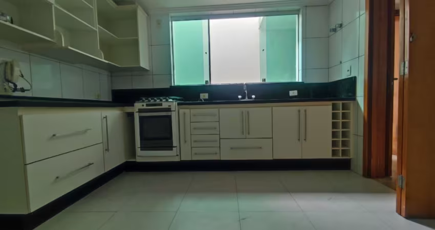 Sobrado com 3 Quartos à venda, 160m² - Jaçanã