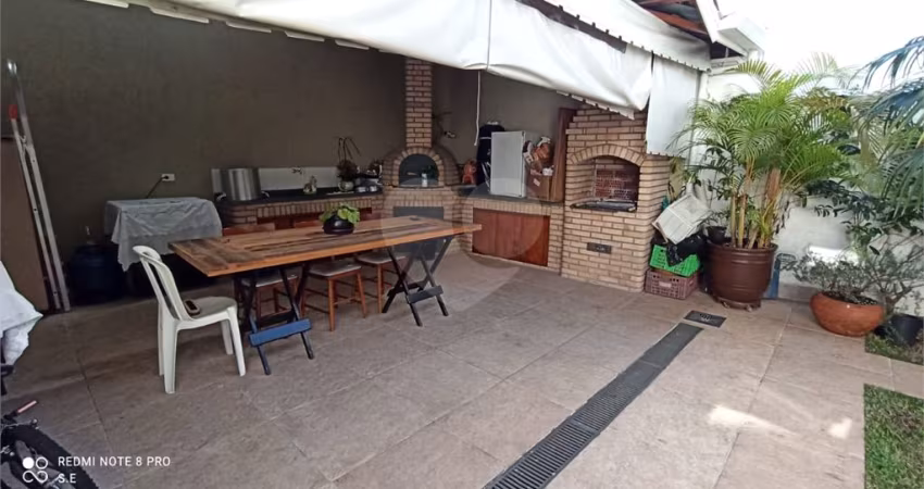 Excelente casa em rua sem saída, tranquila e segura