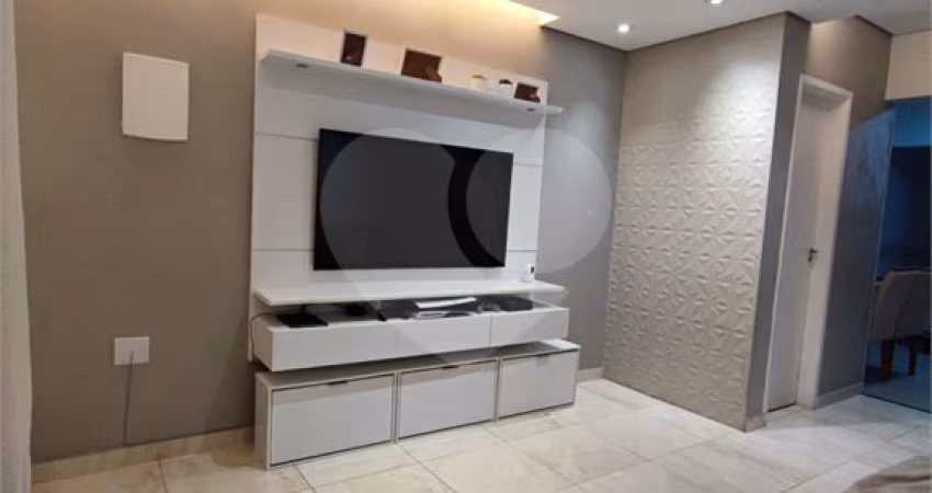 Sobrado á venda | 65m² | 2 Dormitoórios (1 suite) | 1 vaga em Parque Mandaqui