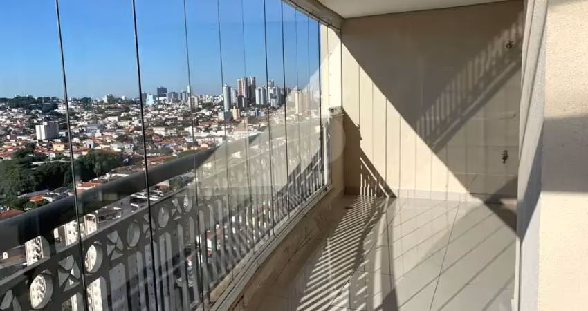 Locação de Cobertura Duplex com 4 dormitórios.