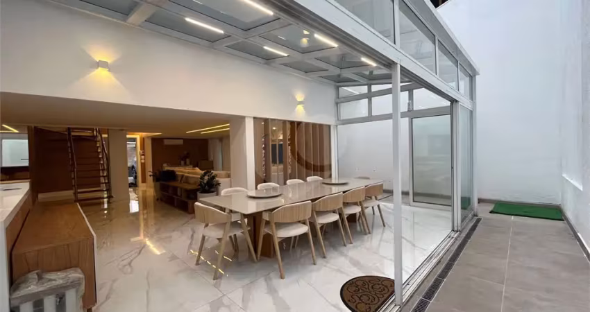 Alto padrão no Jardim França – 6 suítes, cinema, jacuzzi e 8 vagas em condomínio exclusivo!