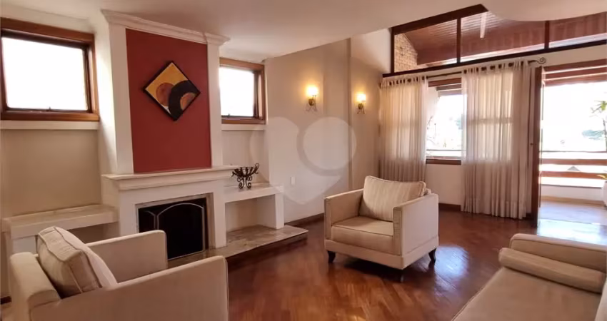 Exclusividade e lazer no barro branco – casa em condomínio com 4 suítes e espaço gourmet!