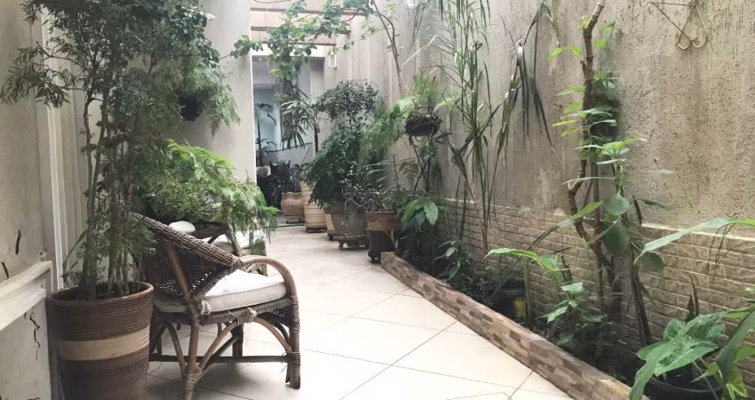 Sobrado no Jardim São Paulo aceita permuta