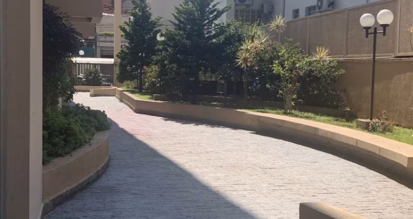 Apartamento Rua Pedro Doll, 1 dorm., 1 vaga de garagem