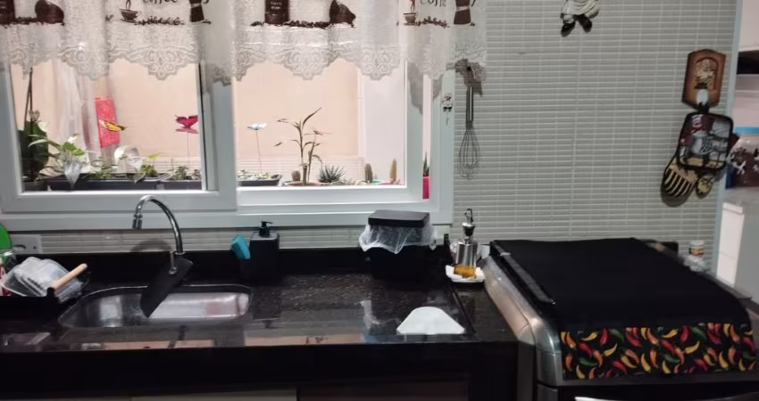CONDOMINIO FECHADO 2 SUÍTES