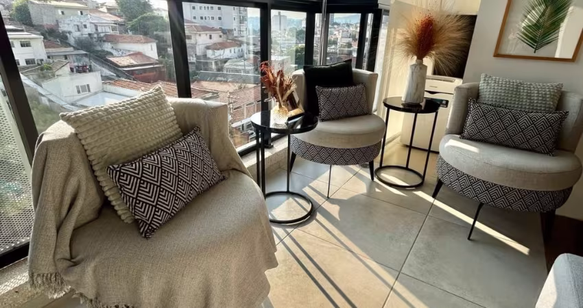 Apartamento varanda grill, 2 dormitórios 1 suíte e 1 vaga