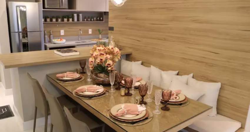 Apartamento à venda na parada inglesa . com 2 quartos , sendo 1 suíte , 1 ou 2 vagas , sala para 2 ambientes , sacada , banheiro , cozinha e área de serviço