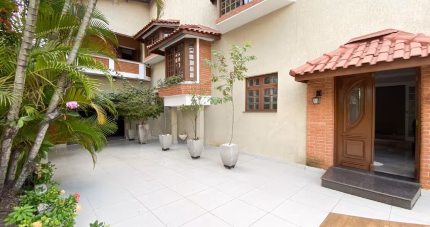 Linda casa em Santana próximo a Avenida Braz Leme