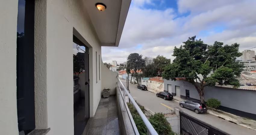 Vende-se: Sobrado no Cursino/Ipiranga, 2 Quartos, 2 Salas, 8 vagas de garagem!