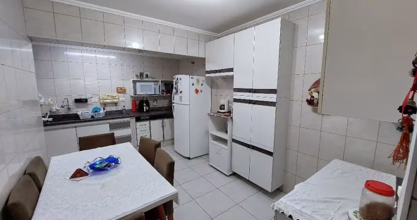 Casa térrea com 02 dormitórios 01 vaga e quintal - jaçanã/sp