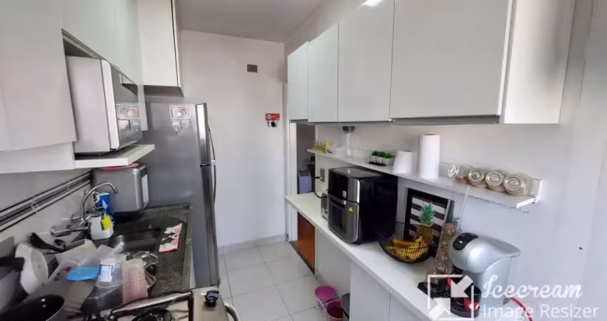 Apartamento 02 dormitórios, sacada, 01 vaga - parada inglesa/sp