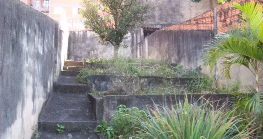 Sobrado a venda com amplo quintal com arvores frutiferas na vila aurora são paulo