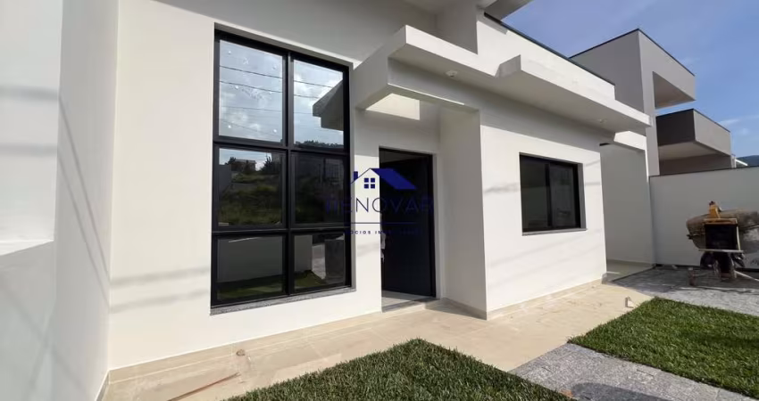 Casa a venda com 3 Dormitórios, Suíte e Área Gourmet – São José/SC