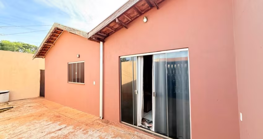 VENDO CASA NO MONTE CASTELO