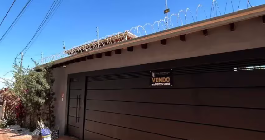 Casa com 3 quartos à venda na Rua Professor Hilário da Rocha, 276, Vila Santo Eugênio, Campo Grande