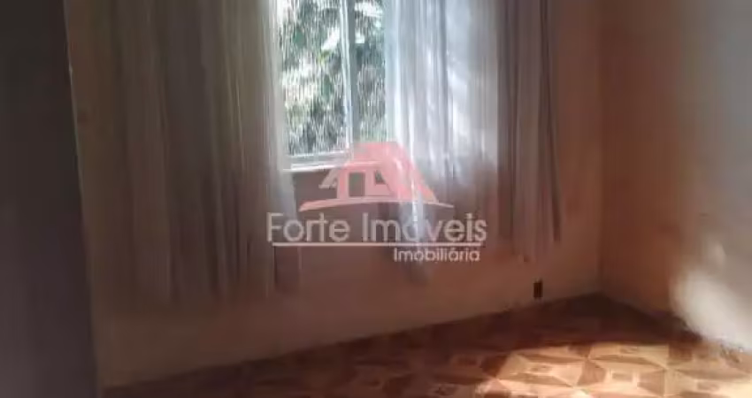 Casa tipo apartamento c/ 2 quartos - em inhoaíba - cg/rj