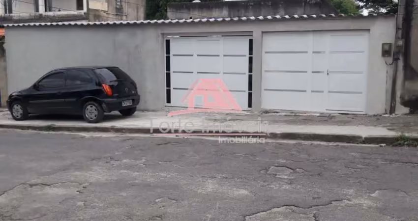 Casa com 4 quartos à venda na Rua Iturbides Esteves, Campo Grande, Rio de Janeiro
