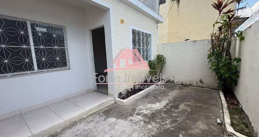 2 Casas a venda com 3 quartos - Campo Grande/RJ