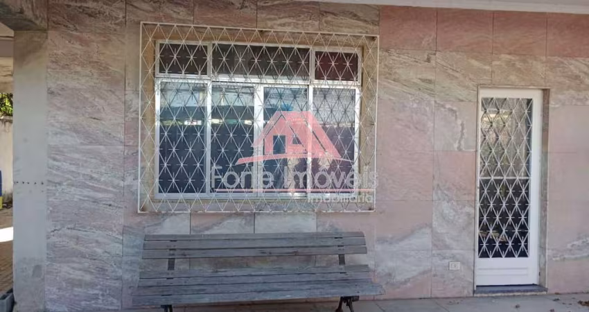 CASA DOIS ANDARES EM SEPETIBA