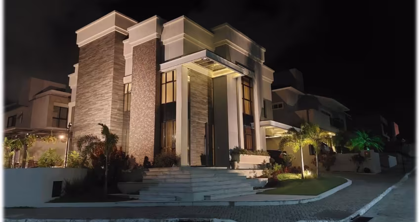 BELÍSSIMA MANSÃO LUXUOSA COM PORTEIRA FECHADA E COM AUTOMATIZAÇÃO  / ENERGIA SOLAR