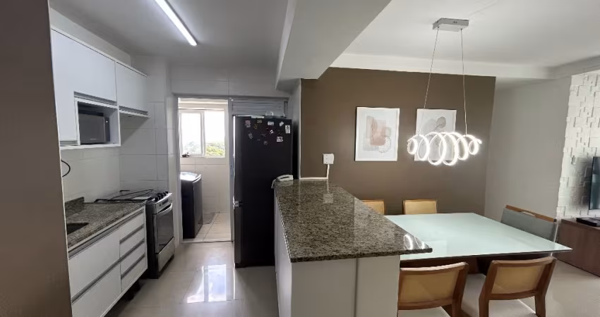 Apartamento de 80m², com 2/4, reversível para 3/4, Alphaville 1