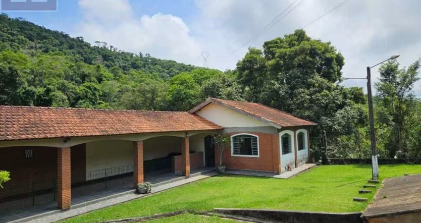 Sítio paradisíaco! São Roque- 5 km da cidade! 3 alqueires