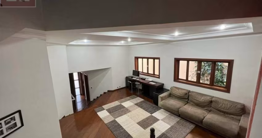 Sobrado com 4 dormitórios à venda, 335 m²- Alphaville 06 - Santana de Parnaíba/SP