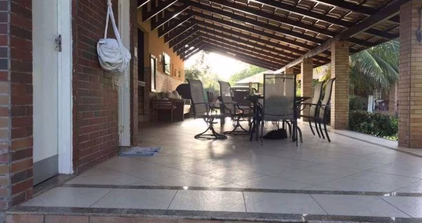 Casa para venda possui 1609 metros quadrados com 4 quartos em Aquiraz - Aquiraz - CE