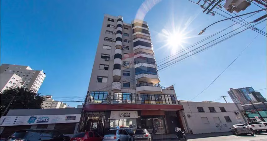 Res. Fortaleza - 3 quartos com suíte e vaga - Centro