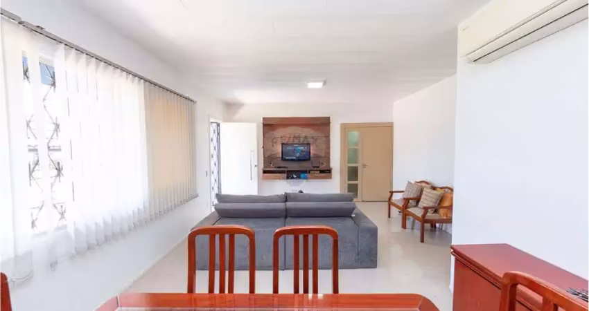 Casa 3 quartos com suíte - 216m2 privativos - petrópolis