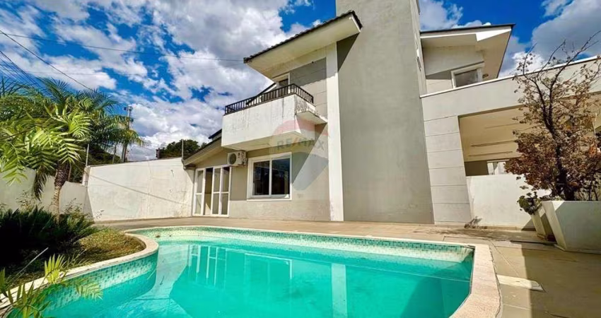 CASA COM PISCINA CONDOMINIO VILLA VENETO